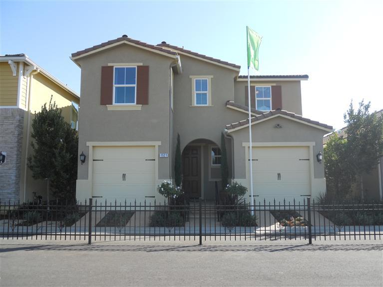 3492 Elevations Way, Clovis, CA 93619 photo 1