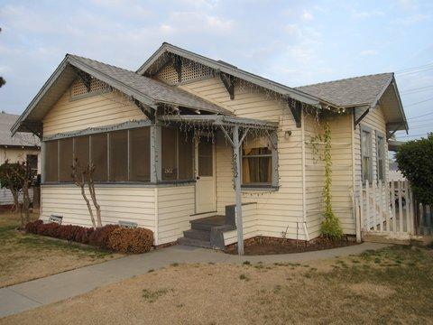2602 C St, Selma, CA 93662 photo 1