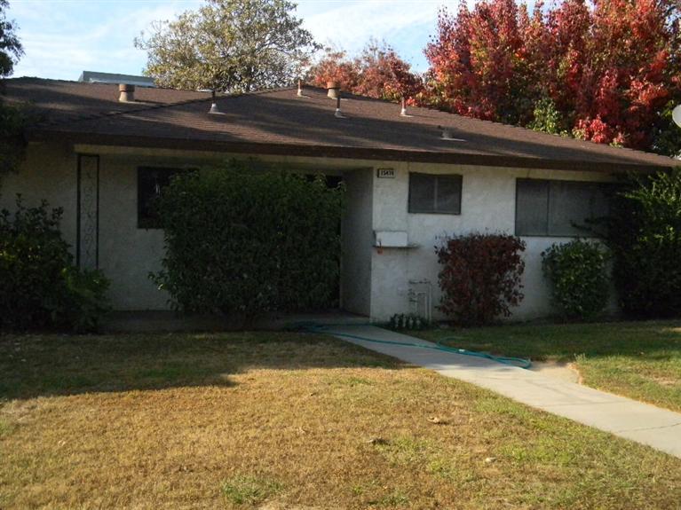 15474 W C St, Kerman, CA 93630 photo 1