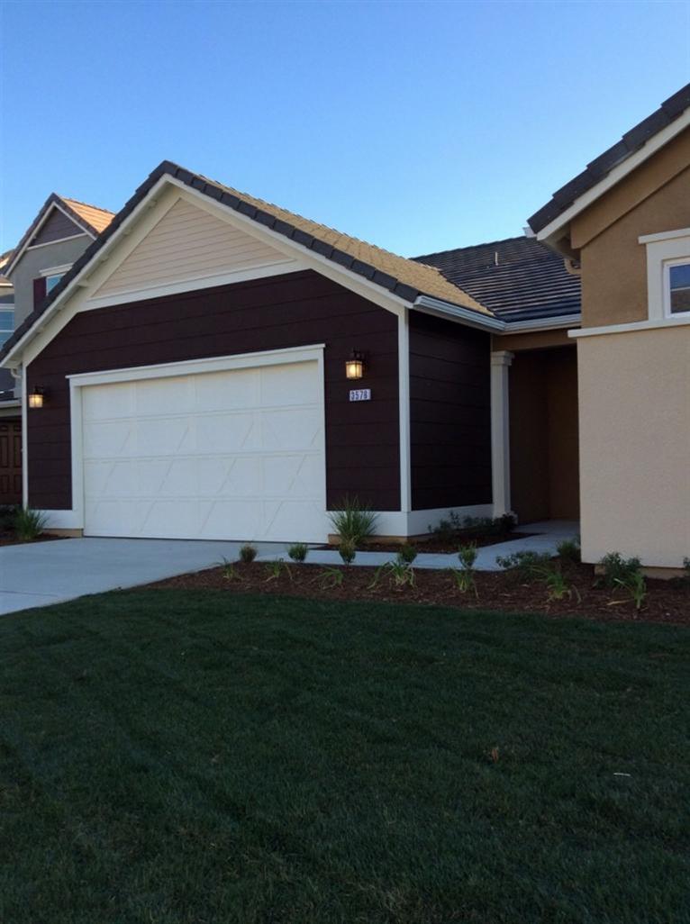 3576 Trenton Ln, Clovis, CA 93619 photo 1