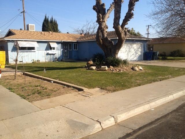 1065 Oxford Ave, Clovis, CA 93612 photo 1