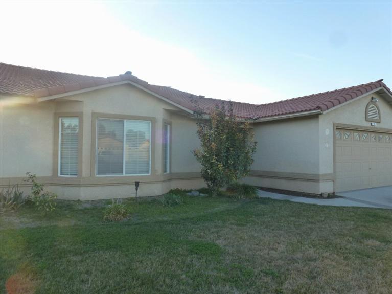 281 S Joseph Ave, Kerman, CA 93630 photo 1