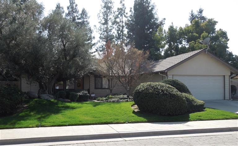 588 W Los Altos Ave, Clovis, CA 93612 photo 1
