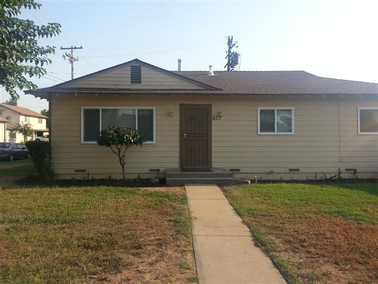 677 E Lincoln Ave, Reedley, CA 93654 photo 1
