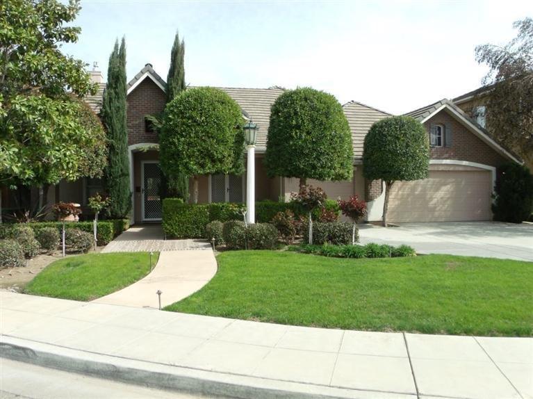 985 N Fairfax Ave, Clovis, CA 93611 photo 1
