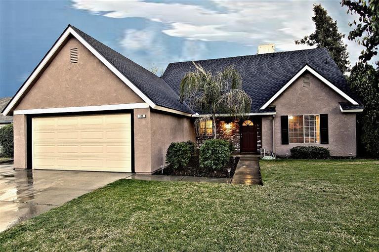308 W Fremont Ave, Clovis, CA 93612 photo 1