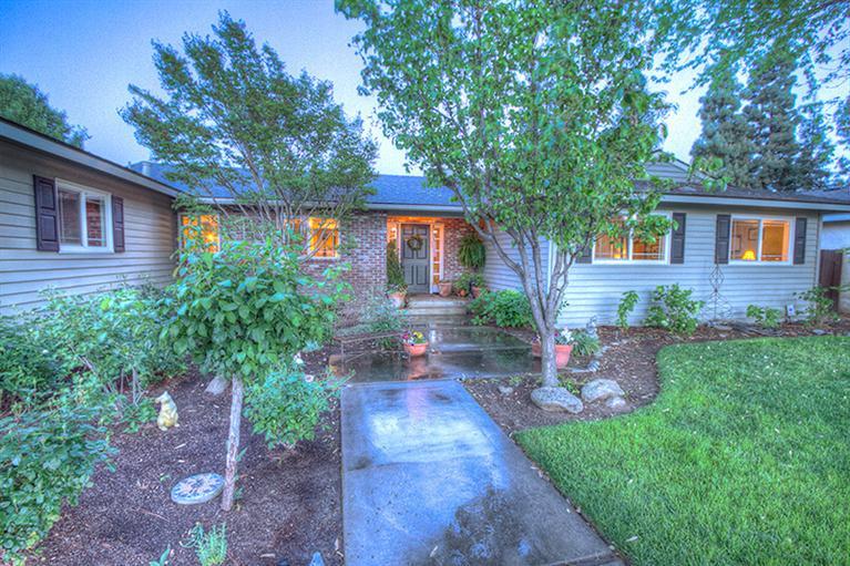 1493 Ash Ave, Clovis, CA 93611 photo 1