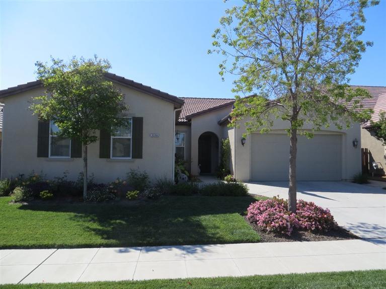 3236 Blackwood Ave, Clovis, CA 93619 photo 1