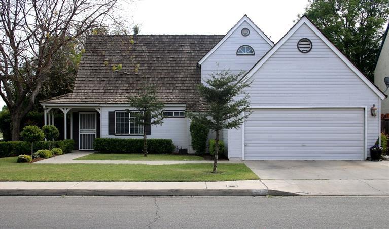 1211 Cypress Ave, Clovis, CA 93611 photo 1
