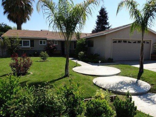 1448 Roberts Ave, Clovis, CA 93611 photo 1
