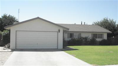 1361 Fig St, Selma, CA 93662 photo 1