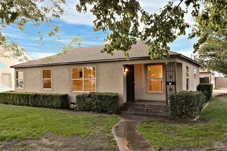 1245 E Cornell Ave, Fresno, CA 93704 photo 1