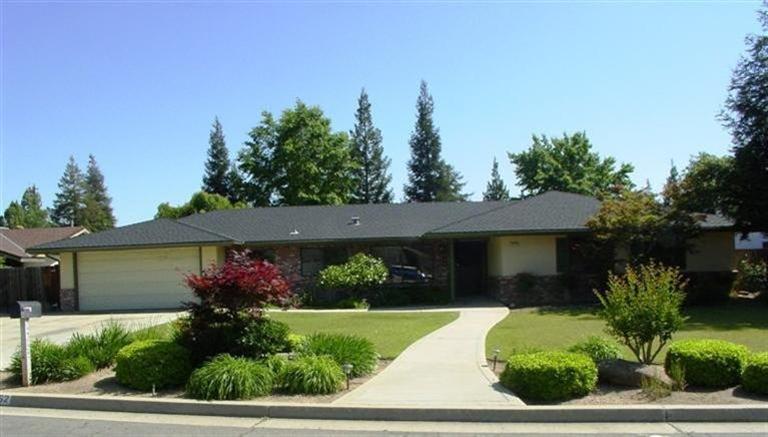 2152 Alamos Ave, Clovis, CA 93611 photo 1