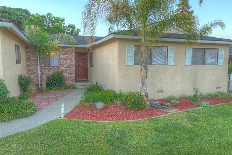 1549 Santa Ana Ave, Clovis, CA 93611 photo 1