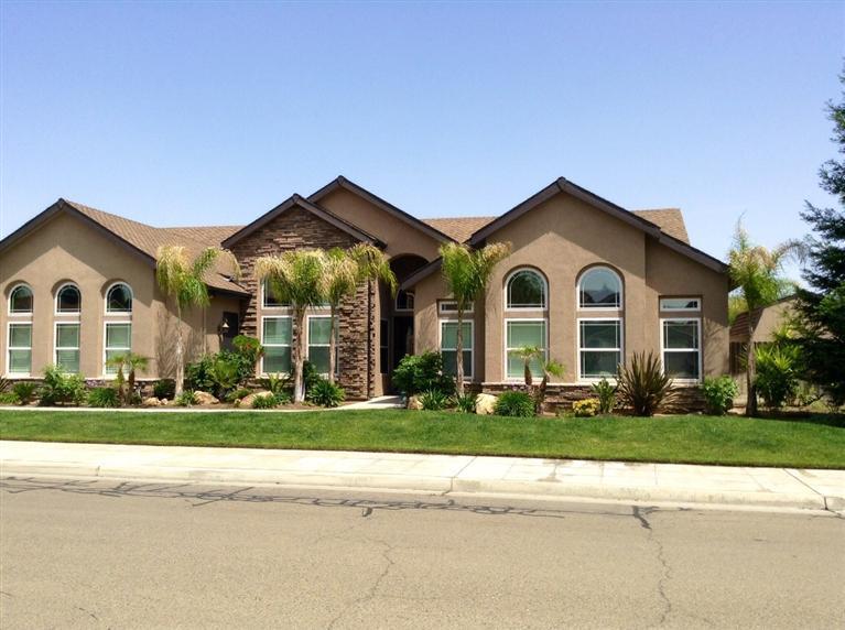83 N Lind Ave, Clovis, CA 93612 photo 1