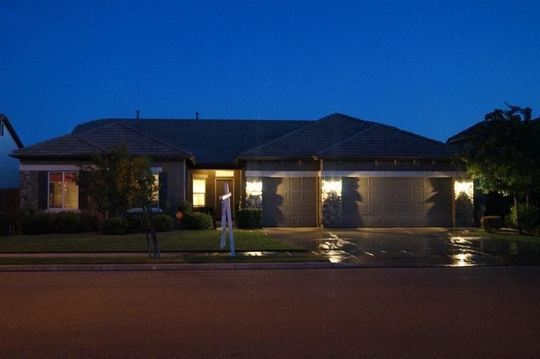 3152 Norwich Ave, Clovis, CA 93619 photo 1
