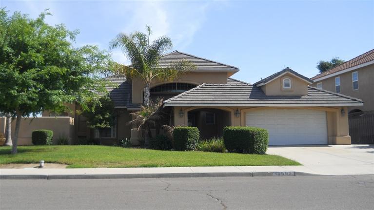 15695 W E St, Kerman, CA 93630 photo 1