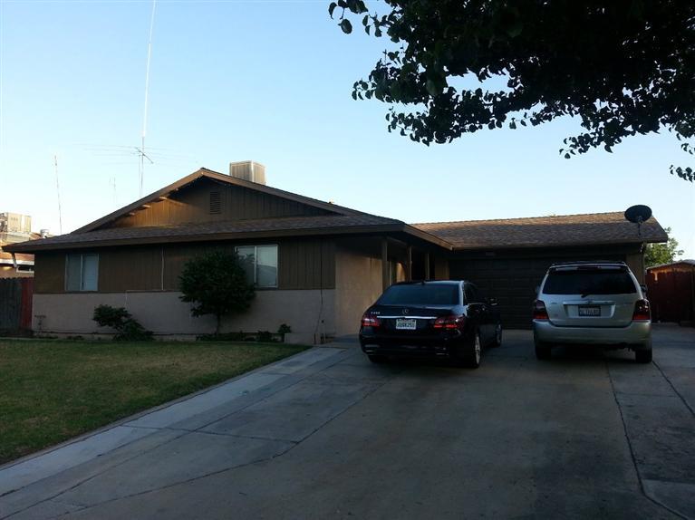 2575 Jackson St, Selma, CA 93662 photo 1