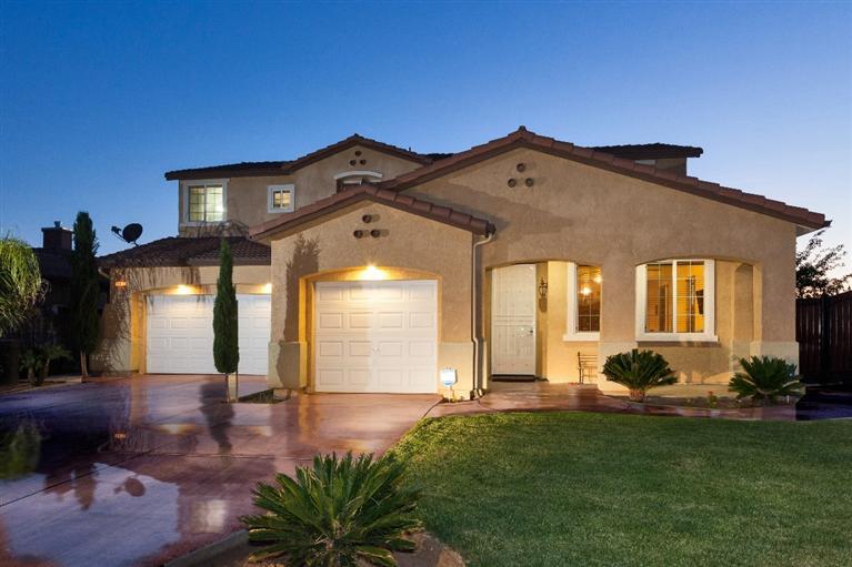 807 Reagan Ave, Sanger, CA 93657 photo 1