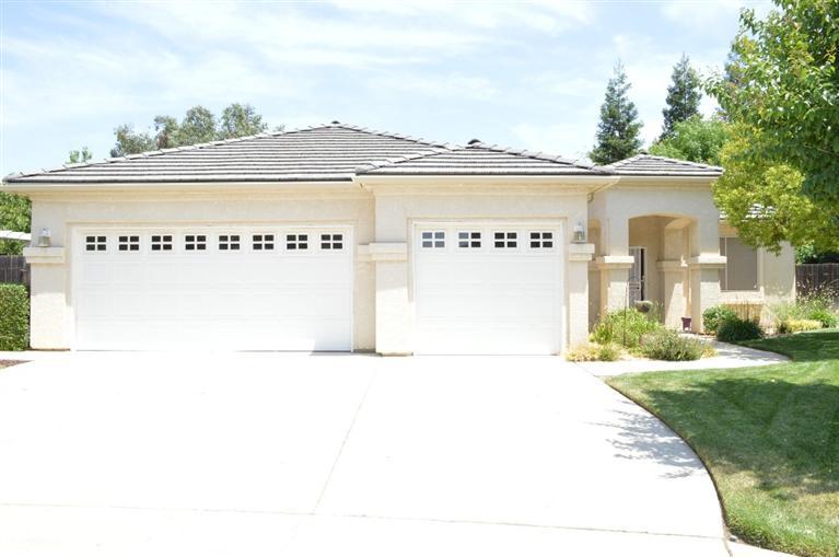 2053 Joshua Ave, Clovis, CA 93611 photo 1