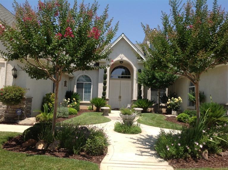 247 W Trenton Ave, Clovis, CA 93619 photo 1