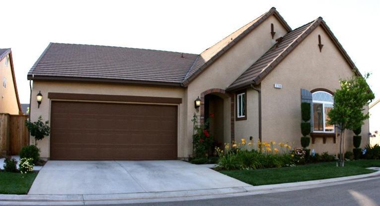 3799 Chessa Ln, Clovis, CA 93619 photo 1