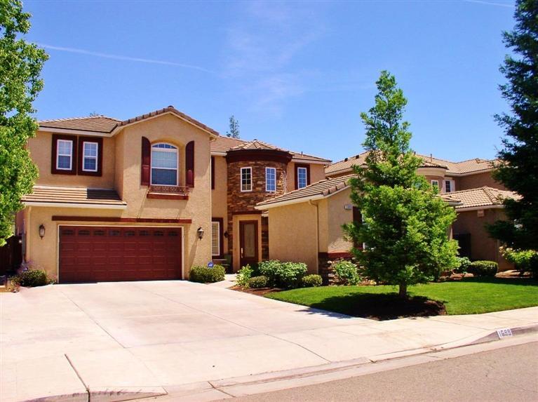 1699 N Filbert Ave, Clovis, CA 93619 photo 1