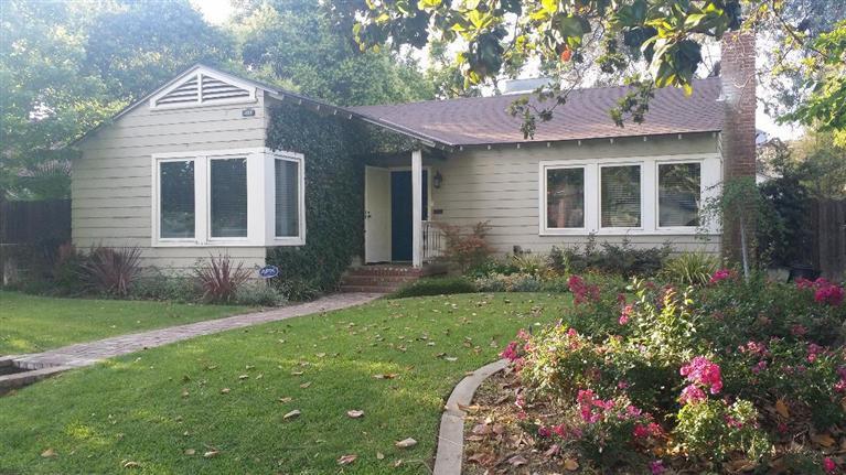 421 E Simpson Ave, Fresno, CA 93704 photo 1