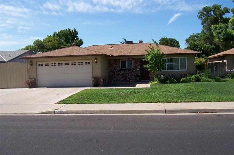 1750 Bellaire Ave, Clovis, CA 93611 photo 1