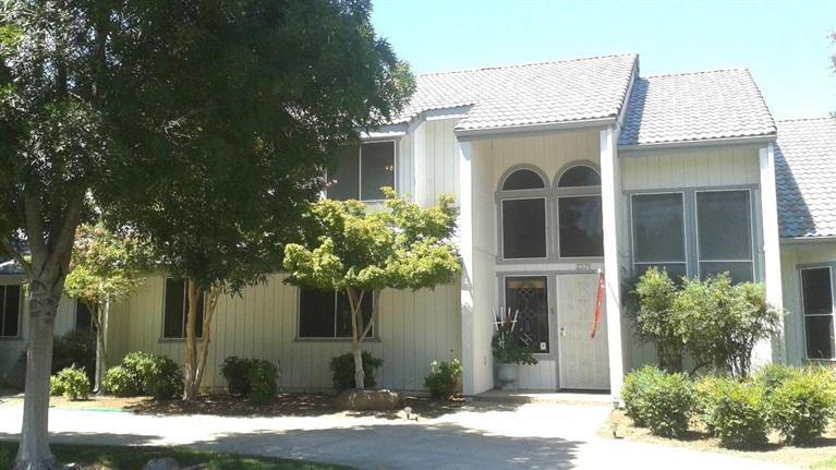 2371 Alamos Ave, Clovis, CA 93611 photo 1