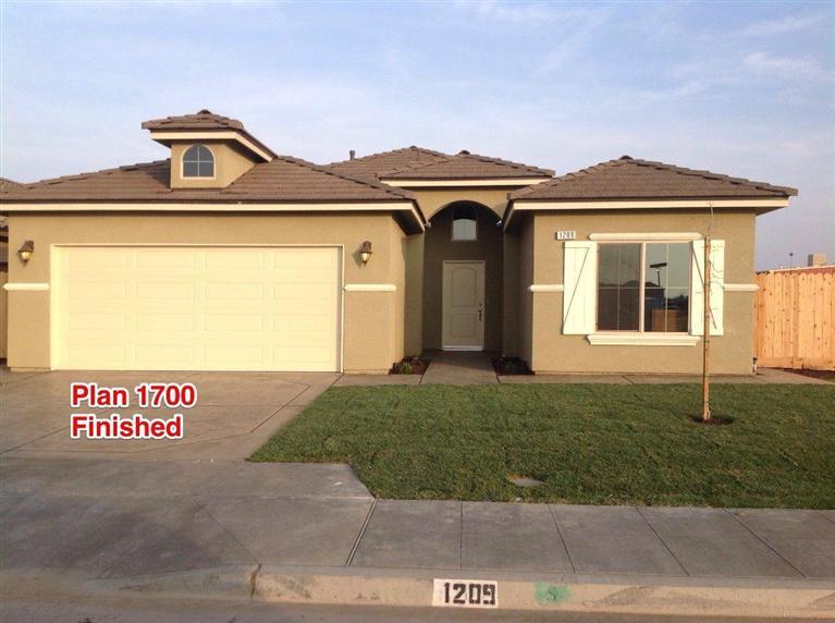 615 Ficklin, Madera, CA 93637 photo 1