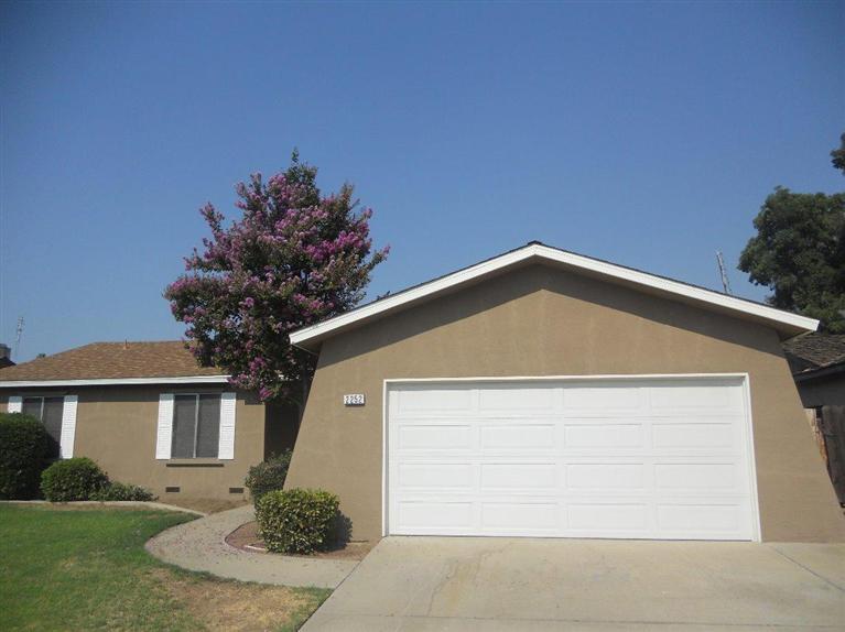 2252 Purdue Ave, Clovis, CA 93611 photo 1
