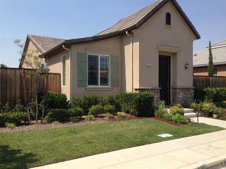 4147 Heritage Ave, Clovis, CA 93619 photo 1