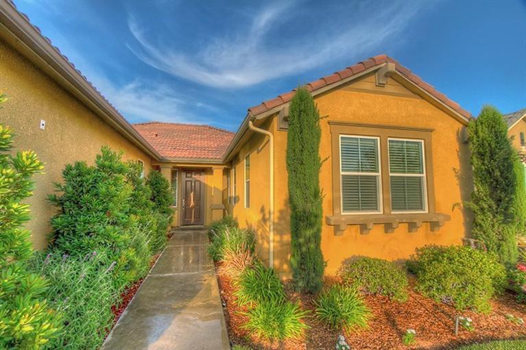 3283 Whiteash Ave, Clovis, CA 93619 photo 1