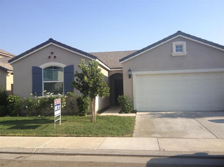 988 Primerose Ave, Dinuba, CA 93618 photo 1