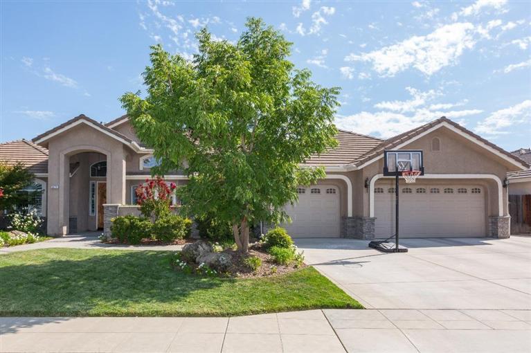 2874 Indianapolis Ave, Clovis, CA 93611 photo 1