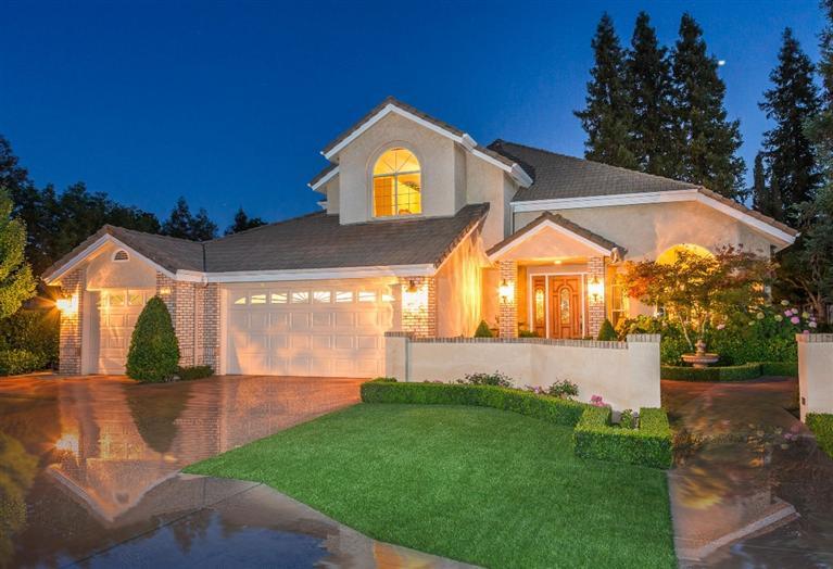 702 Athens Ave, Clovis, CA 93611 photo 1