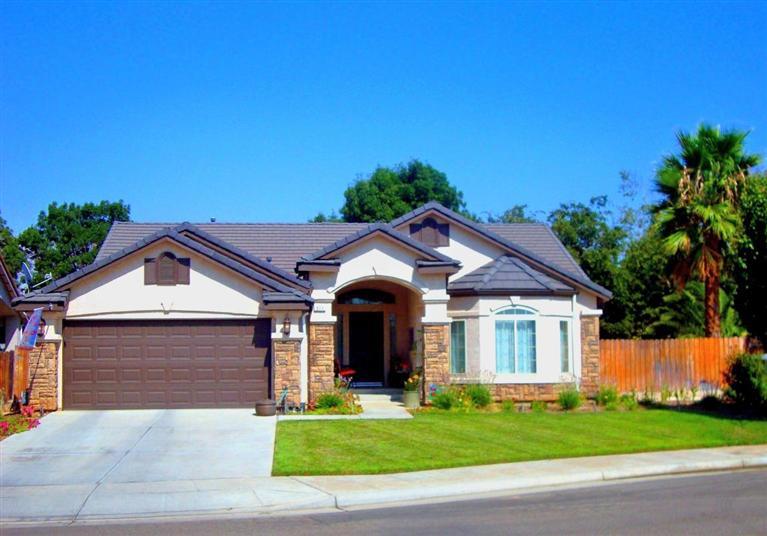 211 N Terry Ave, Clovis, CA 93612 photo 1