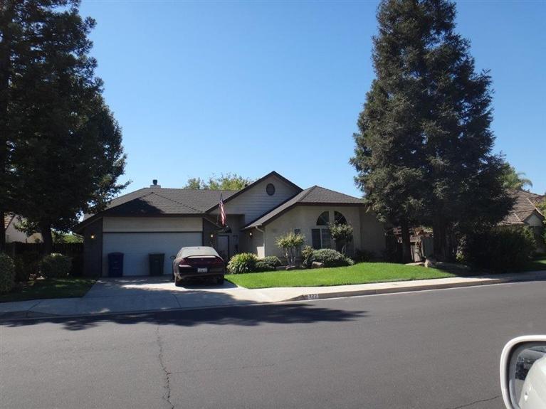 222 W Paul Ave, Clovis, CA 93612 photo 1