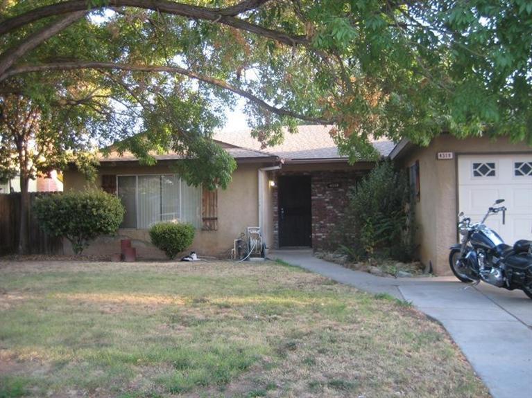 4518 E Byrd Ave, Fresno, CA 93725 photo 1