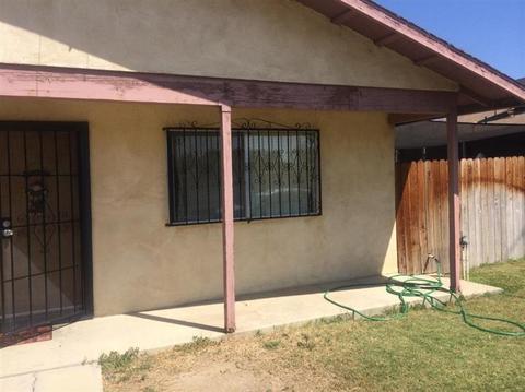 529 J St, Mendota, CA 93640 photo 1