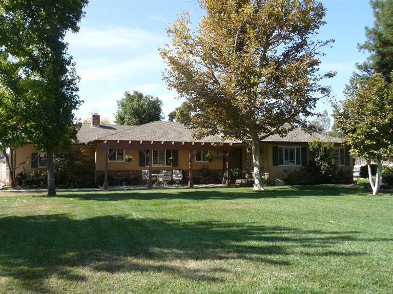 9255 E Bullard Ave, Clovis, CA 93619 photo 1