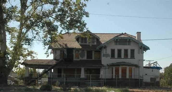 2604 Clovis Ave, Clovis, CA 93612 photo 1