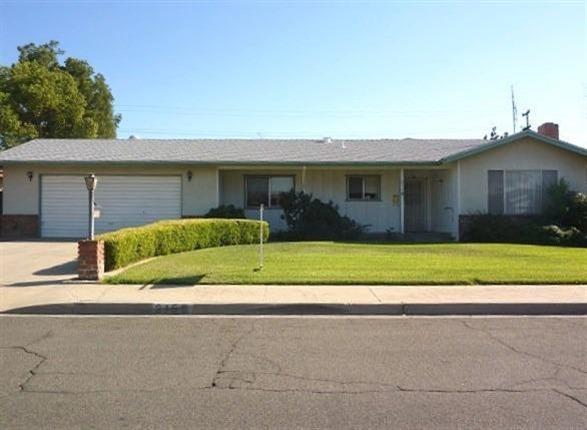 2155 Northhill St, Selma, CA 93662 photo 1
