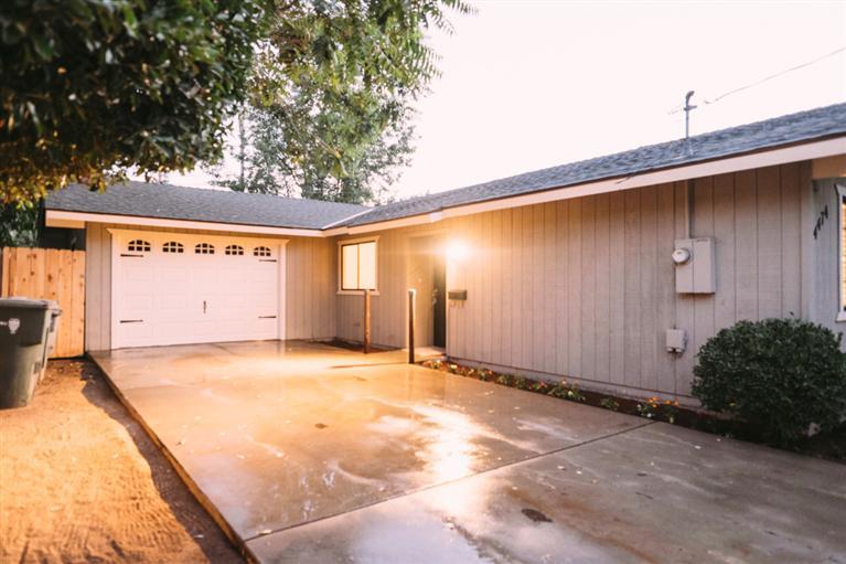 4474 E Ball Ave, Fresno, CA 93702 photo 1