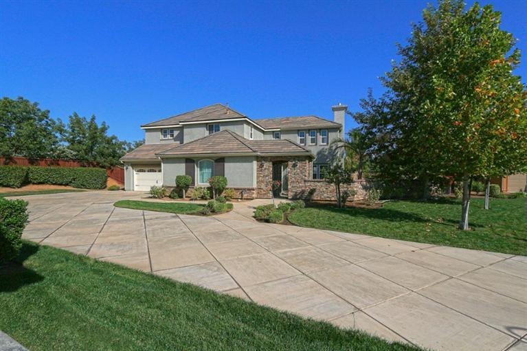 4175 N Newport Bay, Clovis, CA 93619 photo 1