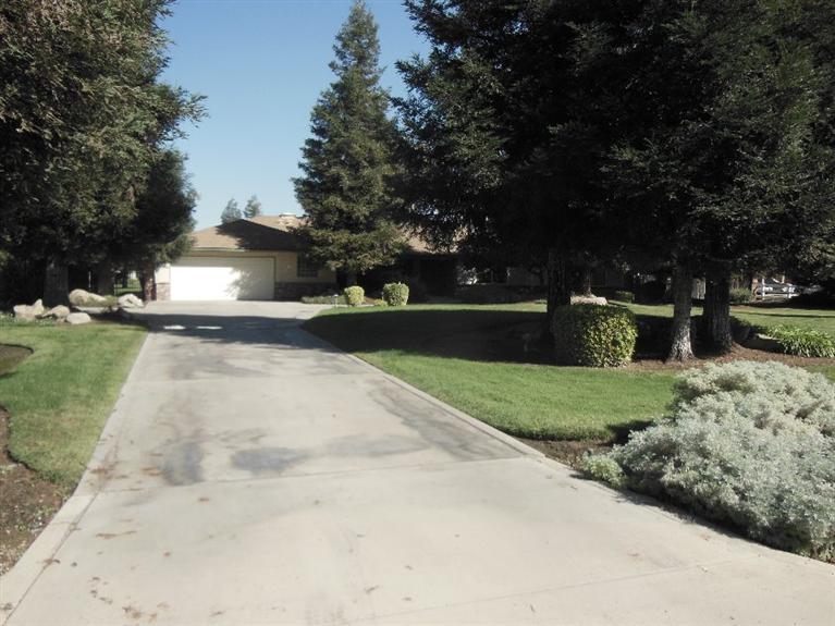 9710 E Mesa Ave, Clovis, CA 93619 photo 1
