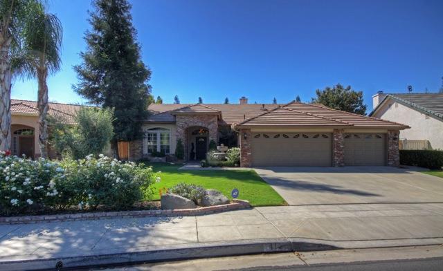 412 W Fallbrook Ave, Clovis, CA 93611 photo 1