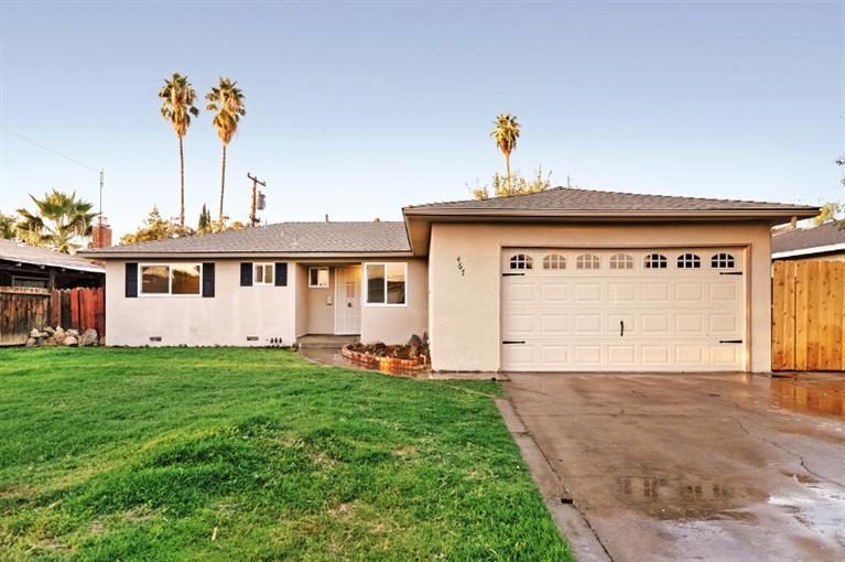 467 W Scott Ave, Clovis, CA 93612 photo 1