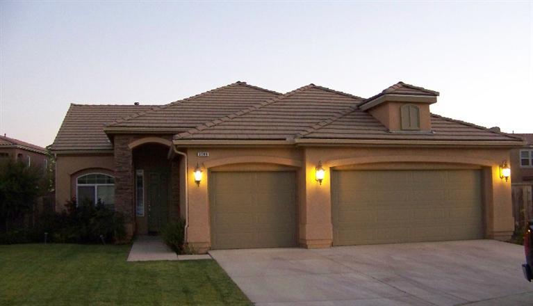 3286 Twain Ave, Clovis, CA 93619 photo 1